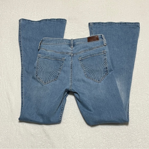 Hollister Women High-Rise Flare Hollister Soft Stretch Light Wash Size 4R (W-27) - Picture 4 of 15